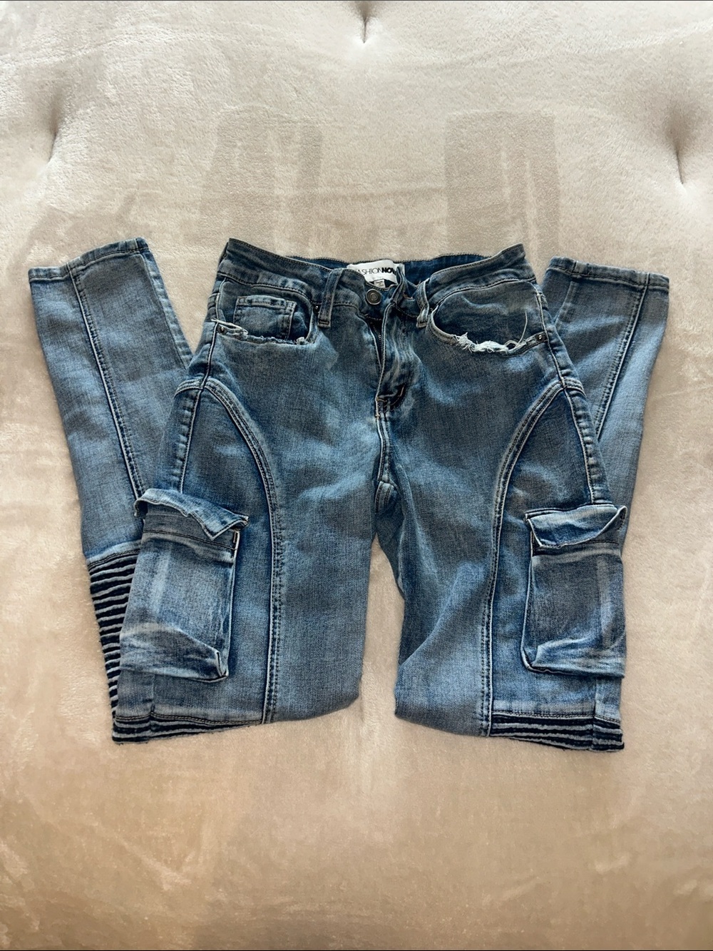 Women’s Blue Cargo-Style Distressed Jeans